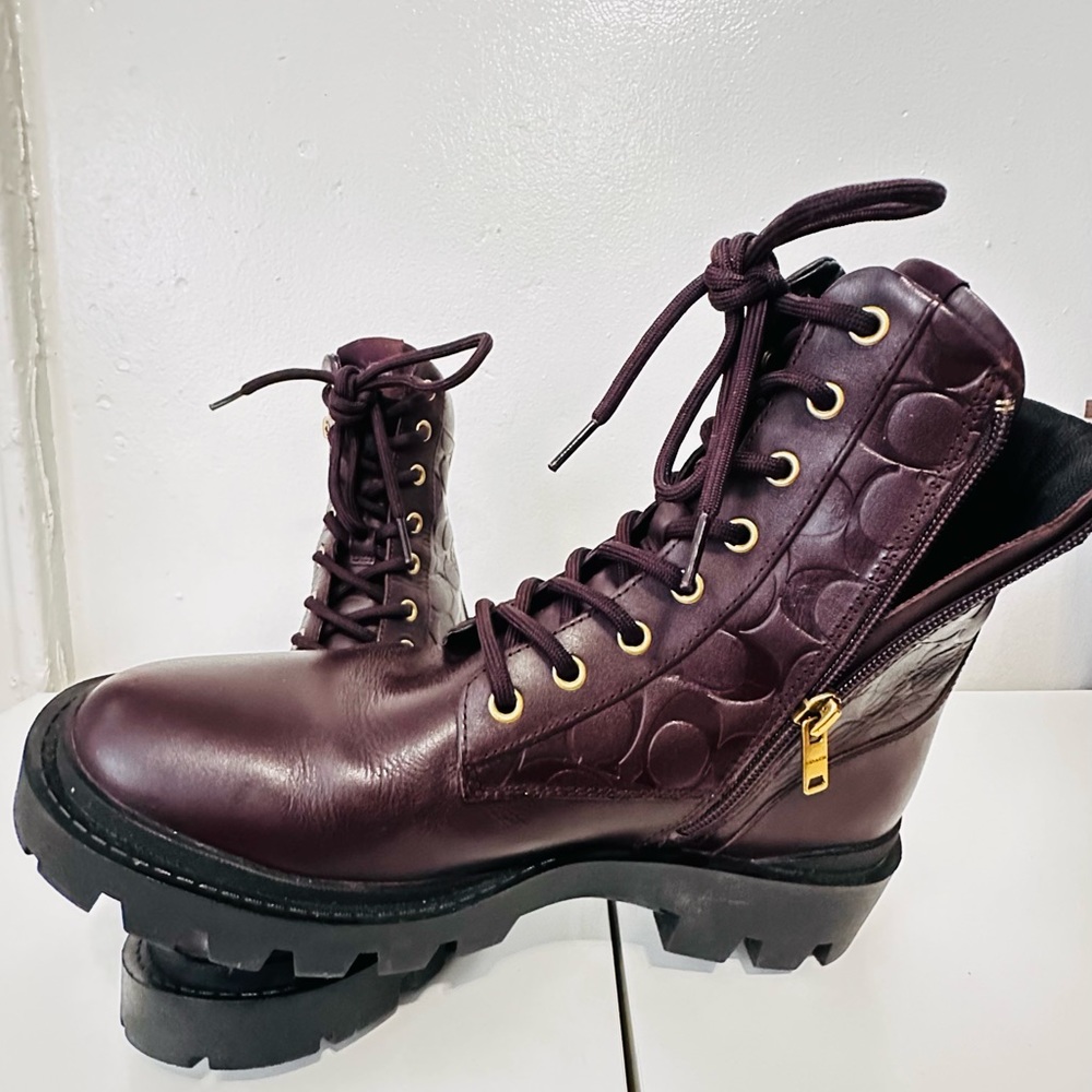 Coach Burgundy Boots: Elevate Your Style Game! - Picture 6 of 8